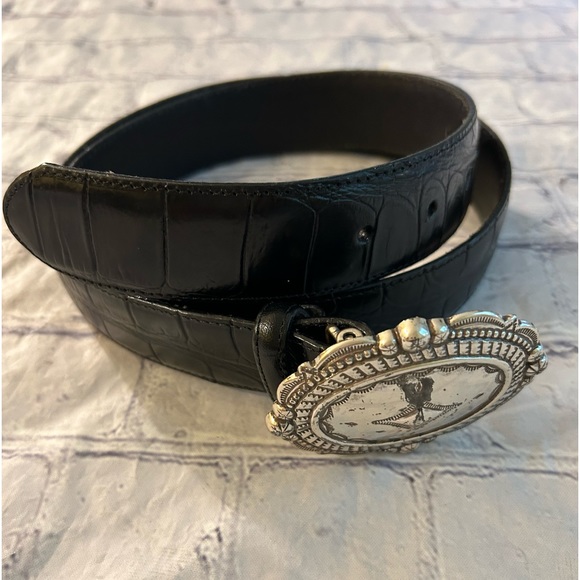 VINTAGE BLACK CROC LEATHER WITH EMBOSSED SILVER TONE BUCKLE BELT SIZE XL - Picture 1 of 11